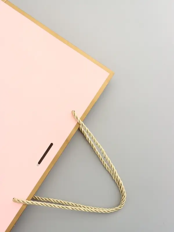 Пакет подарочный, розовый , с бантом, 43 х 32 х 14 см