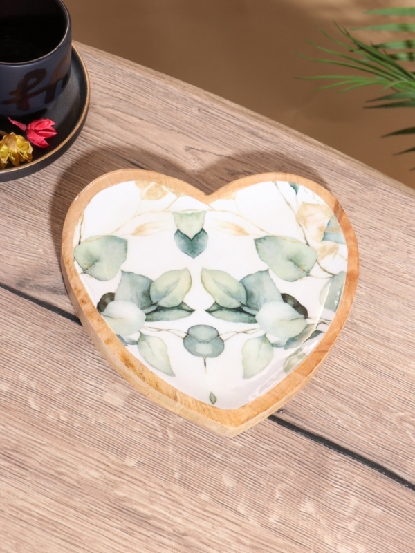 Блюдо в форме сердца &laquo;Листья&raquo;, дерево манго, 20.5&times;20&times;2.3 см