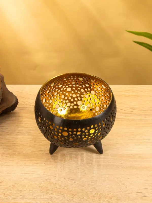 Подсвечник из кокоса, 15&times;15&times;13 см, чёрный