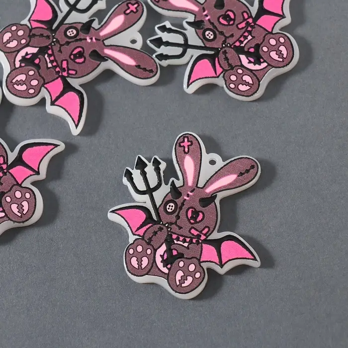 Декор для творчества акрил двусторонний "Зайка-дъяволёнок" 4,3х4х0,2 см