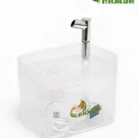 Фонтан для кошек и собак 1,5 л, 16,5 х 13 х 12 см, евророзетка, прозрачный