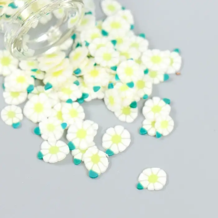 Декор для творчества пластик "Цветок. Бело-зелёная ромашка" набор 8 гр 5х2х2 см