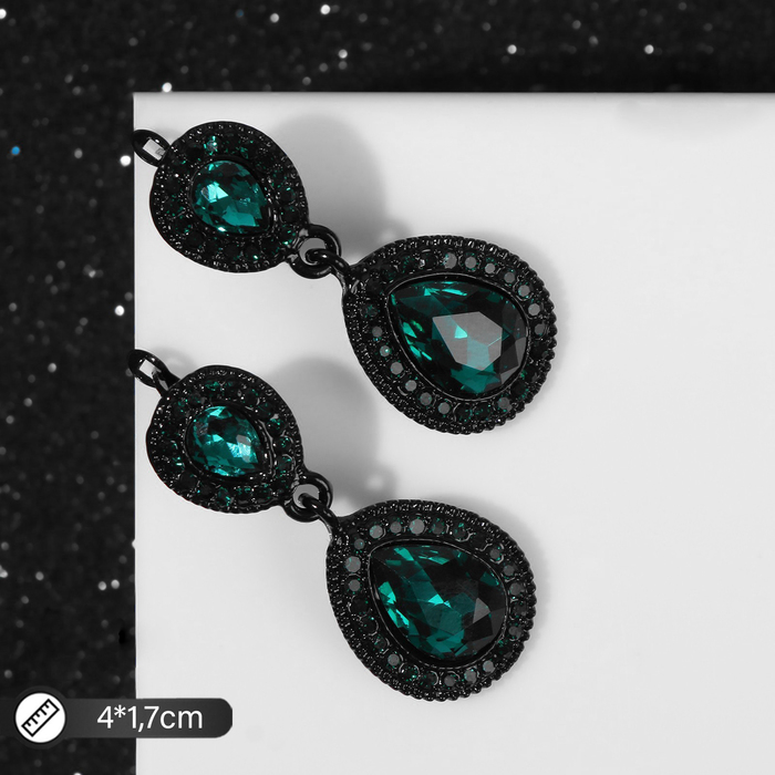 Серьги висячие со стразами &laquo;Вечерние&raquo; дама, цвет изумрудный в чёрном металле