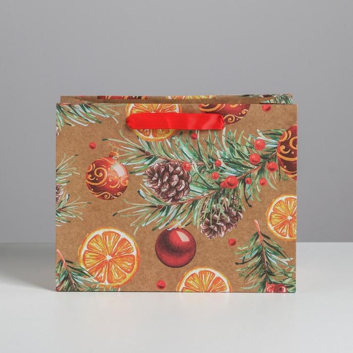 Пакет подарочный новогодний крафтовый горизонтальный &laquo;Новогодние шарики&raquo;, MS 23 х 18 х 10 см, Новый год