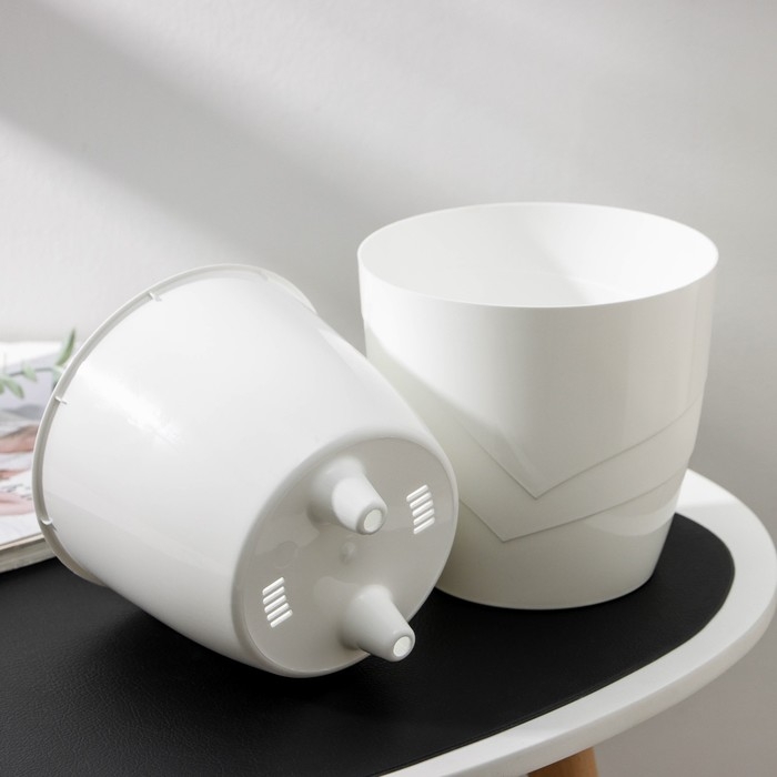 Кашпо для цветов со вставкой &laquo;Грация&raquo;, 2 л, цвет белый