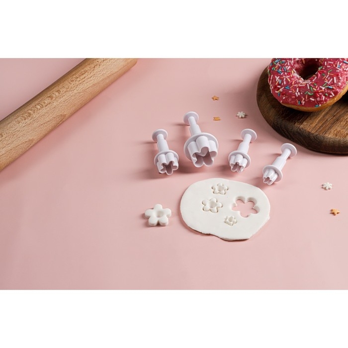 Набор плунжеров кондитерских Доляна &laquo;Ромашка&raquo;, 4 шт, d=3,3/2,4/2,1/2 см