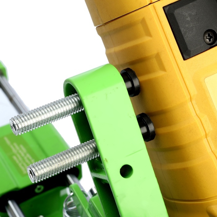 Стойка для УШМ ТУНДРА, d=100-125 мм, угловые тиски 45&deg;, движущаяся платформа