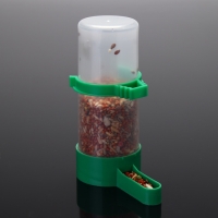 Поилка/кормушка для птиц 4 х 12 см, 140 мл, зелёная