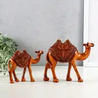 Сувенир полистоун "Двугорбые верблюды" под дерево набор 2 шт 14х4,5х12,5 16,5х5,5х14,5 см