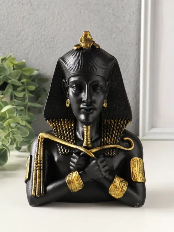 Статуэтка "Фараон" 19х12х9 см, черный с золотой росписью