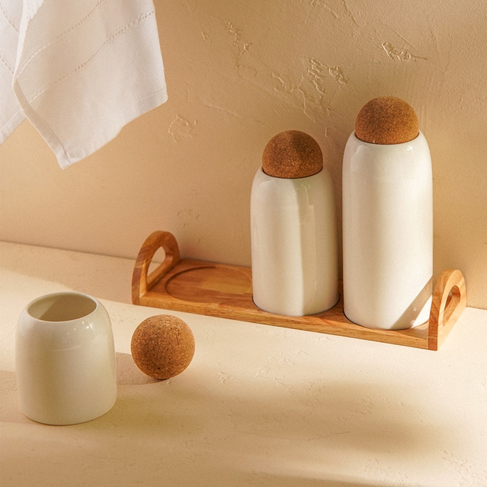 Набор банок фарфоровых для сыпучих продуктов на подставке SL Home &laquo;Тренто&raquo;, 4 предмета: 4 банки 400/650/900 мл, подставка