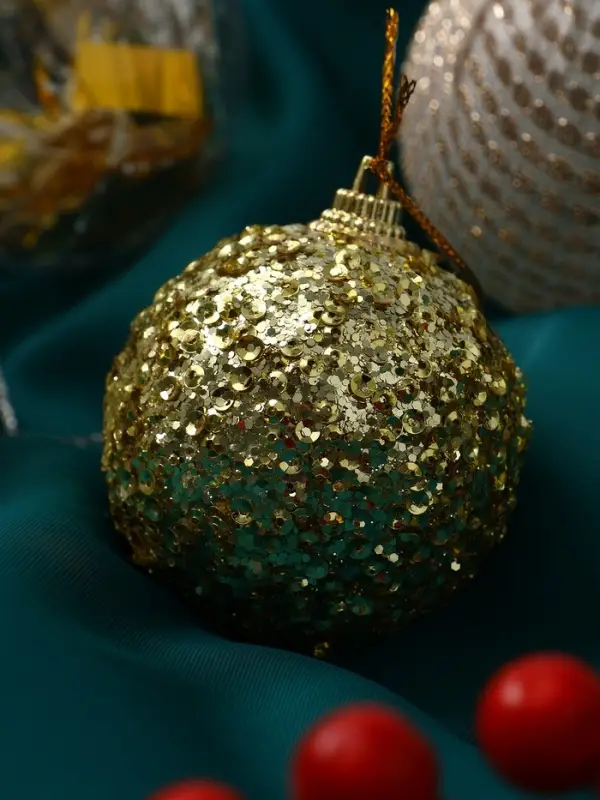 Набор шаров пластик d-6 см, 9 шт "Капризы зимы" золото