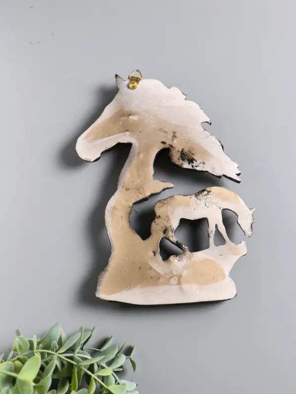 Панно "Лошадь Зорька с жеребенком" 19,5х14х2,5 см