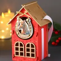 Шкатулка "Новогодний домик" с магнитом, 13,5х11,5х21 см, красный