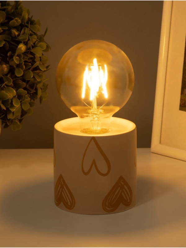 Светильник "Цилиндр" большие сердца LED 2хАА 8,5х8,5х17см