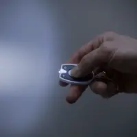 Брелок-фонарик Vivid, ver.2, синий с белым