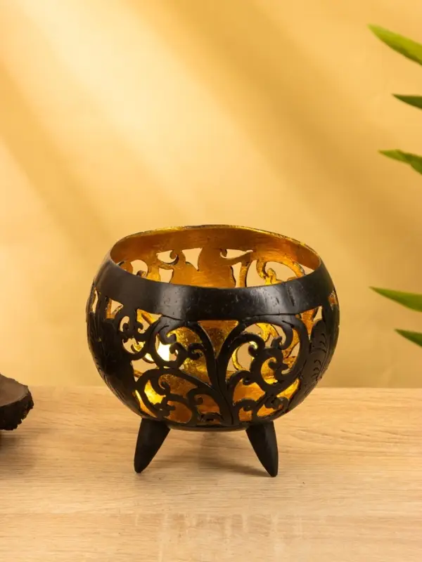 Подсвечник из кокоса, 15&times;15&times;13 см, коричнево-золотой