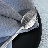 Ложка чайная с гравировкой &laquo;Любимый дедушка&raquo;, на подарочной открытке, 3 х 14 см.