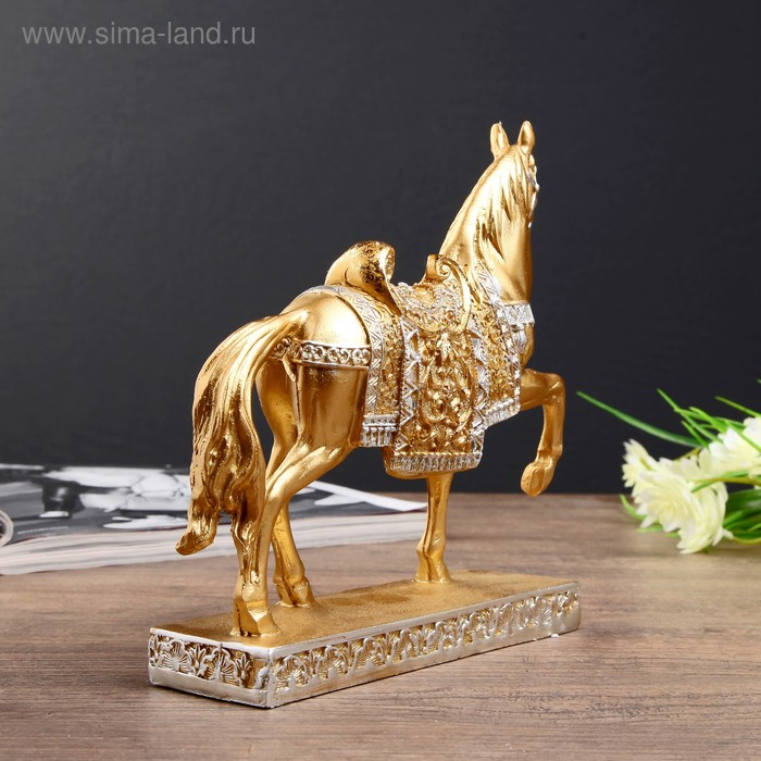 Сувенир полистоун "Золотой конь - аллюр" 17,5х19,5х5,4 см
