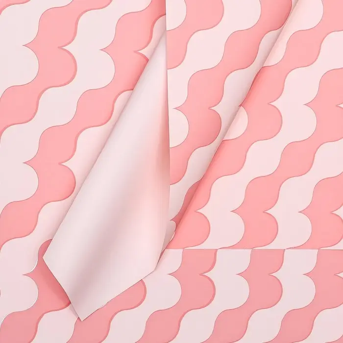 Пленка для цветов матовая, &laquo;Паттерн любви&raquo;, 57&times;56 см, розовый