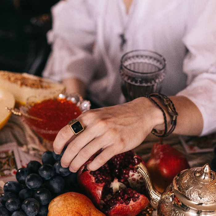 Кольцо мужское &laquo;Перстень&raquo; ажур, цвет чёрный в золоте, 23 размер