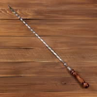 Шампур с деревянной ручкой, рабочая длина - 60 см, ширина - 10 мм, толщина - 2.5 мм, с узором