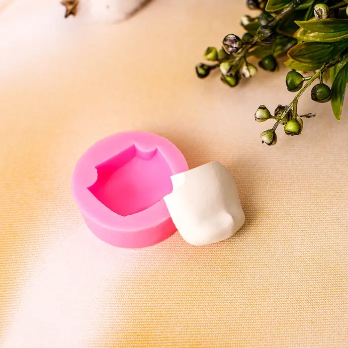 Форма силиконовая универсальная &laquo;Силуэт&raquo;, размер изделия &mdash; 3,4 &times; 3,2 см