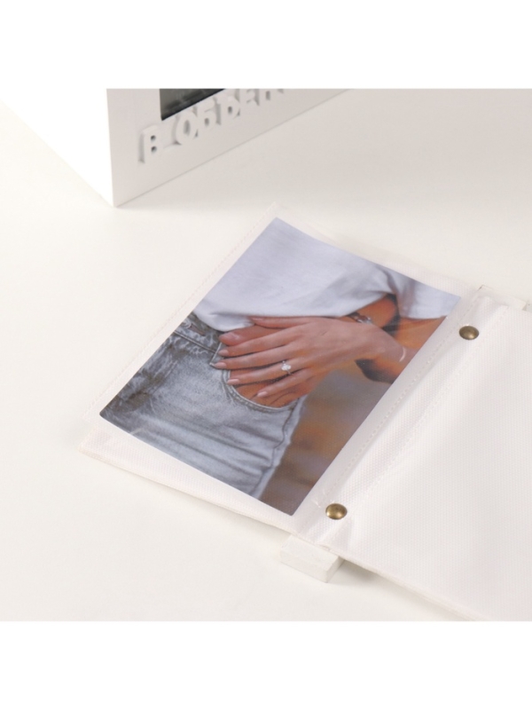 Фотоархив на 96 фото 10х15 см + рамка 10х15 см "В объективе" белый 20х15х12 см