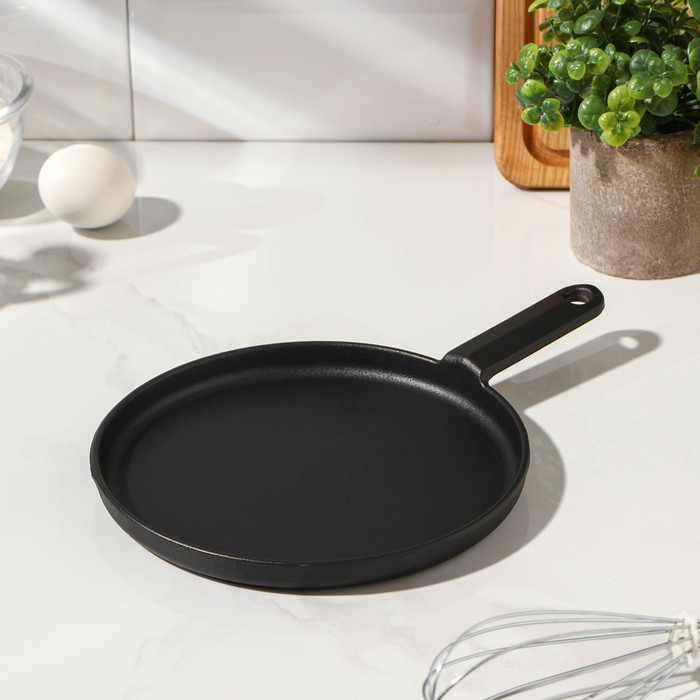 Сковорода блинная чугунная &laquo;Круг&raquo;, d=20 см, чугунная ручка