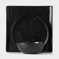 Блюдо фарфоровое для подачи Magistro Pietra lunare, 27,5&times;27,5 см, цвет чёрный