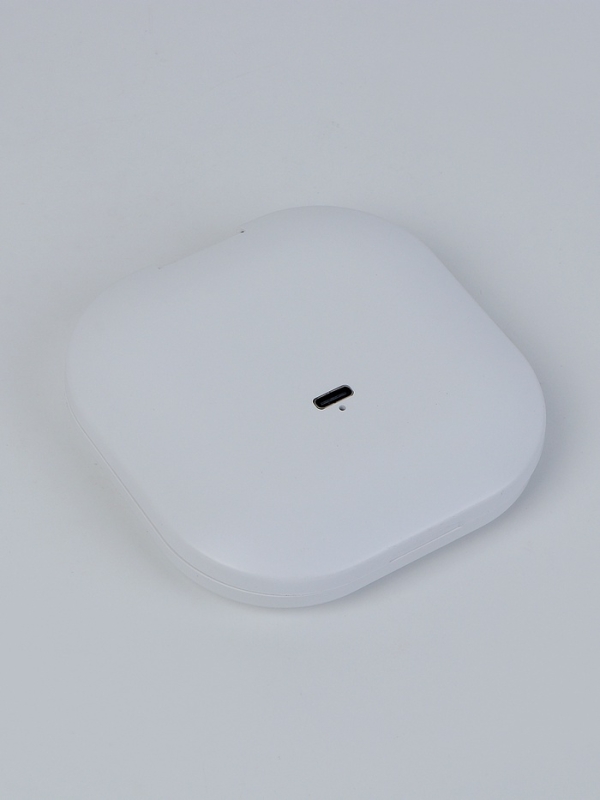 Зеркало косметическое, подсветка 9х9х1,3 см, 1 диод, увеличение, от АКБ, белое Зеркало косметическое, подсветка 9х9х1,3 см, 1 диод, увеличение, от АКБ, белое