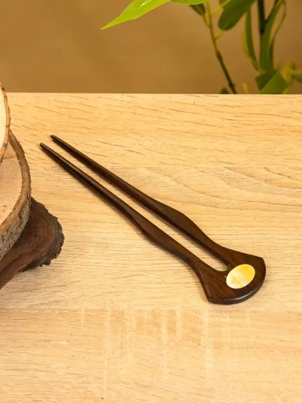 Заколка для волос фигурная, дерево Соно, ракушка, 17х4 см, цв. тёмно-коричневый