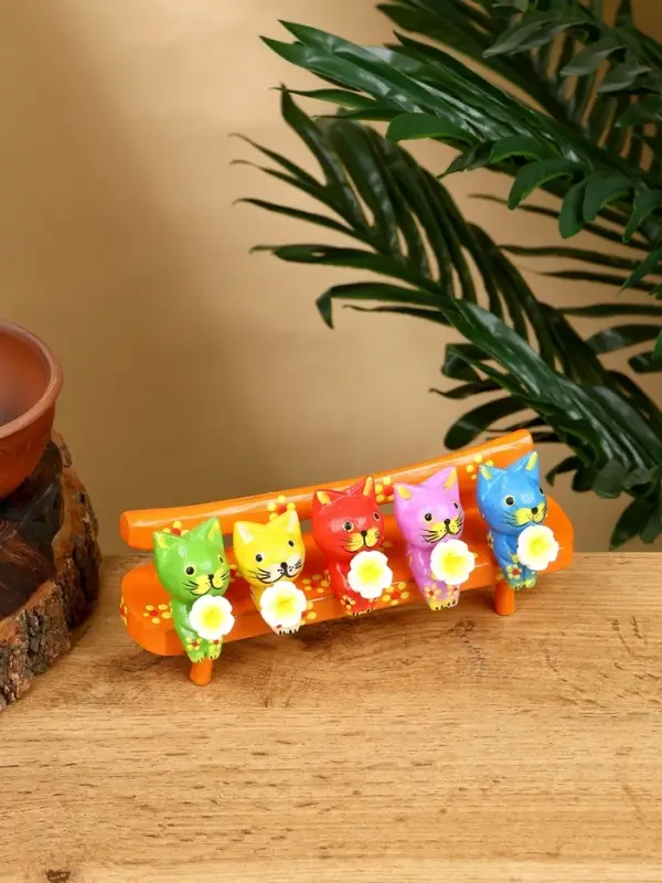 Сувенир "Котята на скамейке" дерево 19х8х6 см, цв. оранжевый