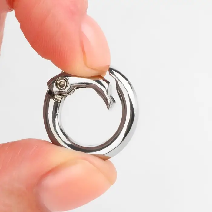 Кольцо-карабин, d=13/20 мм, толщина - 3.5 мм, цвет серебряный