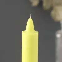 Ароматическая свеча парафиновая хозяйственная, 2.4&times;21 см, 80 г, жасмин