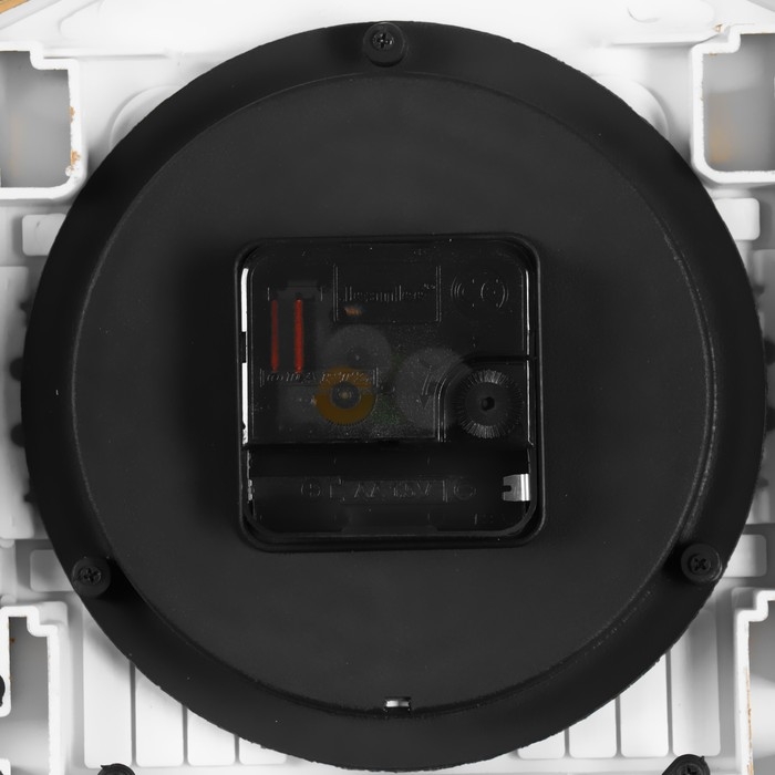 Часы настенные с фоторамками "Семья", 48 х 38 см, циферблат d-12 см