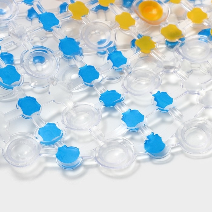 Коврик противоскользящий в ванну на присосках Доляна &laquo;Влюблённые уточки&raquo;, 35&times;65 см