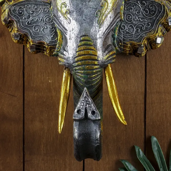 Панно настенное "Голова слона" 27х12х30 см