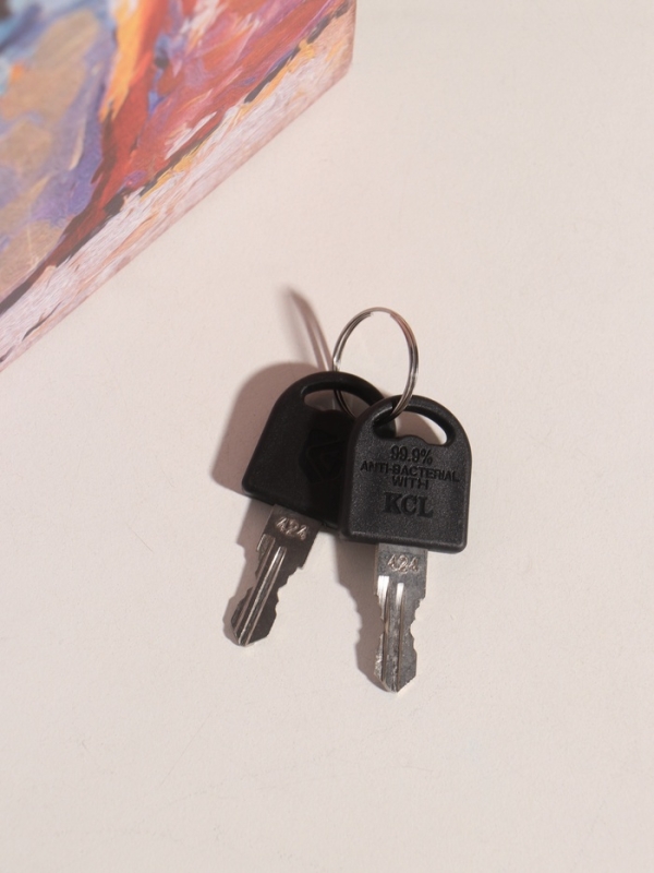 Сейф-книга дерево кожзам "У любви нет конца" 21х13х5 см