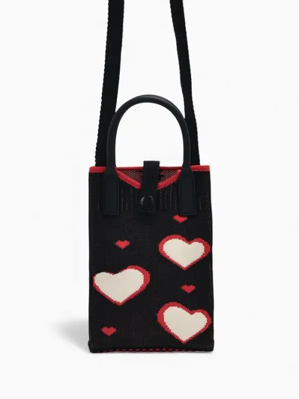 Сумка подр Сердца, 12*4*17, отд на кнопке, дл ремень, черный