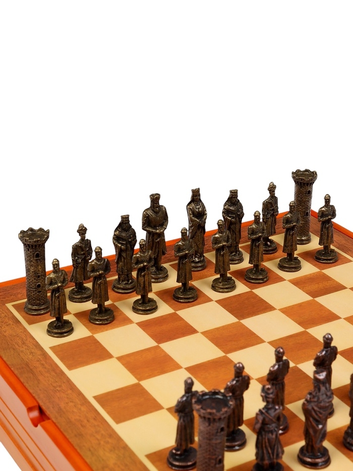 Шахматы "Крестовый поход", настольная игра, 36 х 36 см, король h-8 см, пешка h-6 см