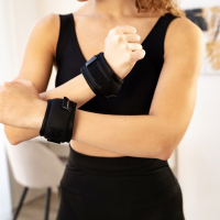 Утяжелители на запястье, 2 шт. &times; 300 г, цвет чёрный