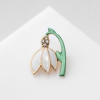 Брошь &laquo;Цветок подснежник&raquo;, цвет бело-зелёный в золоте (неделимая фасовка 12 шт., цена за шт.)