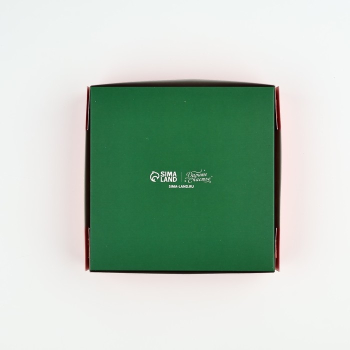 Коробка под 9 конфет &laquo;Новогодние огни&raquo;, 14.7 х 14.7 х 3.5 см, Новый год