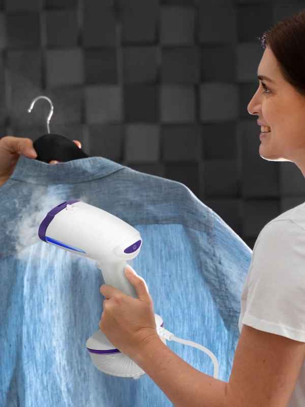 Отпариватель ручной для одежды КТ-989 - 1630 Вт