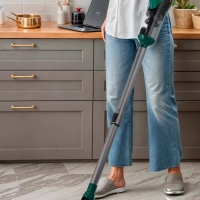 Вертикальный пылесос беспроводной КТ-5250 - 120 Вт