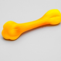 Игрушка пищащая "Кость" для собак, 15 см