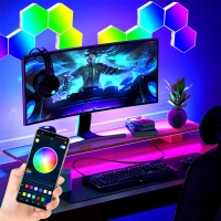 Светодиодный светильник RGB Соты 12 штук с пультом управления и Wi-Fi