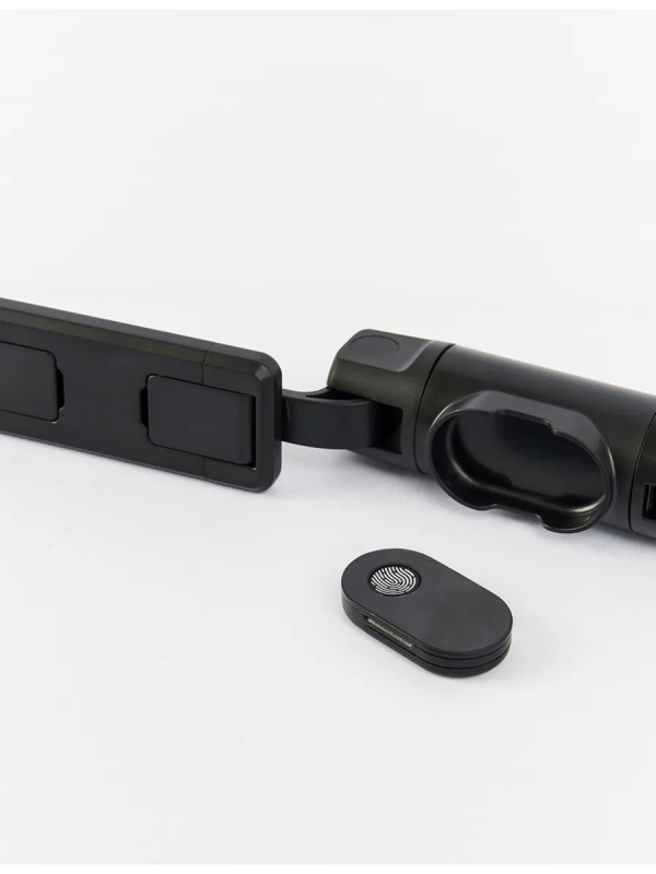 Монопод-трипод с блютуз пультом P20 черный