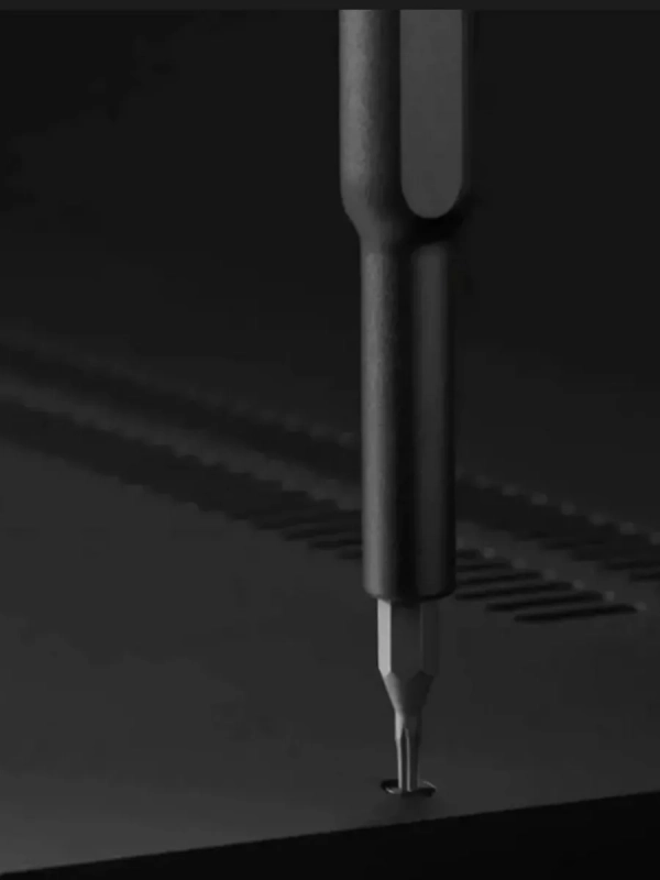 Набор отверток PP-011 в пластиковом пенале (24 насадки) ISA